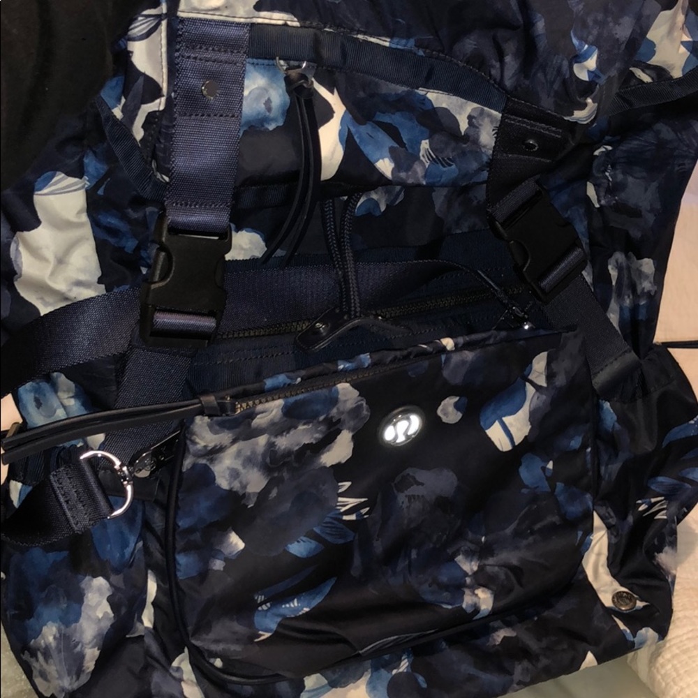 LULULEMON Athletica blue BACKPACK